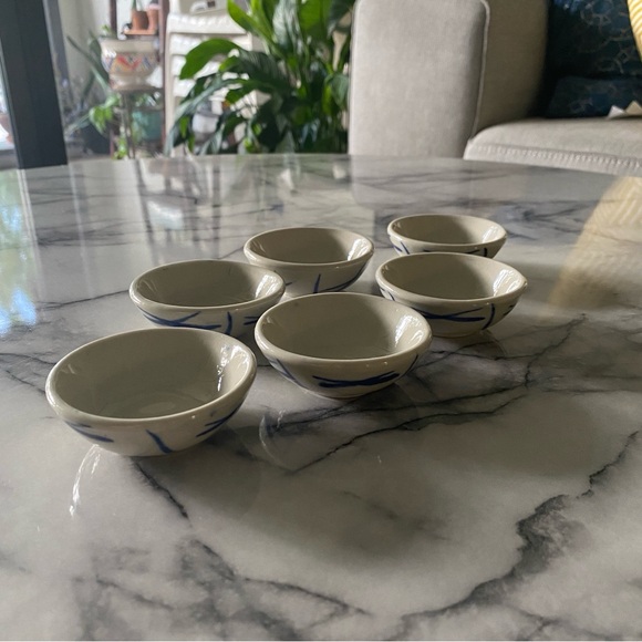 Vintage Japanese Ceramics Set 6 Dipping Dishes - Picture 4 of 9